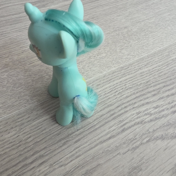 Lyra Heartstrings Brushable - Picture 7 of 7